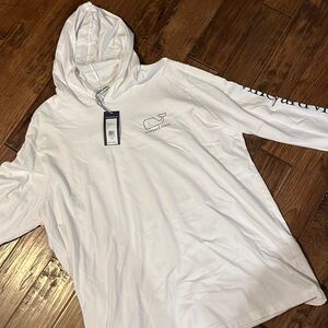 Vineyard Vines Long Sleeve with hood